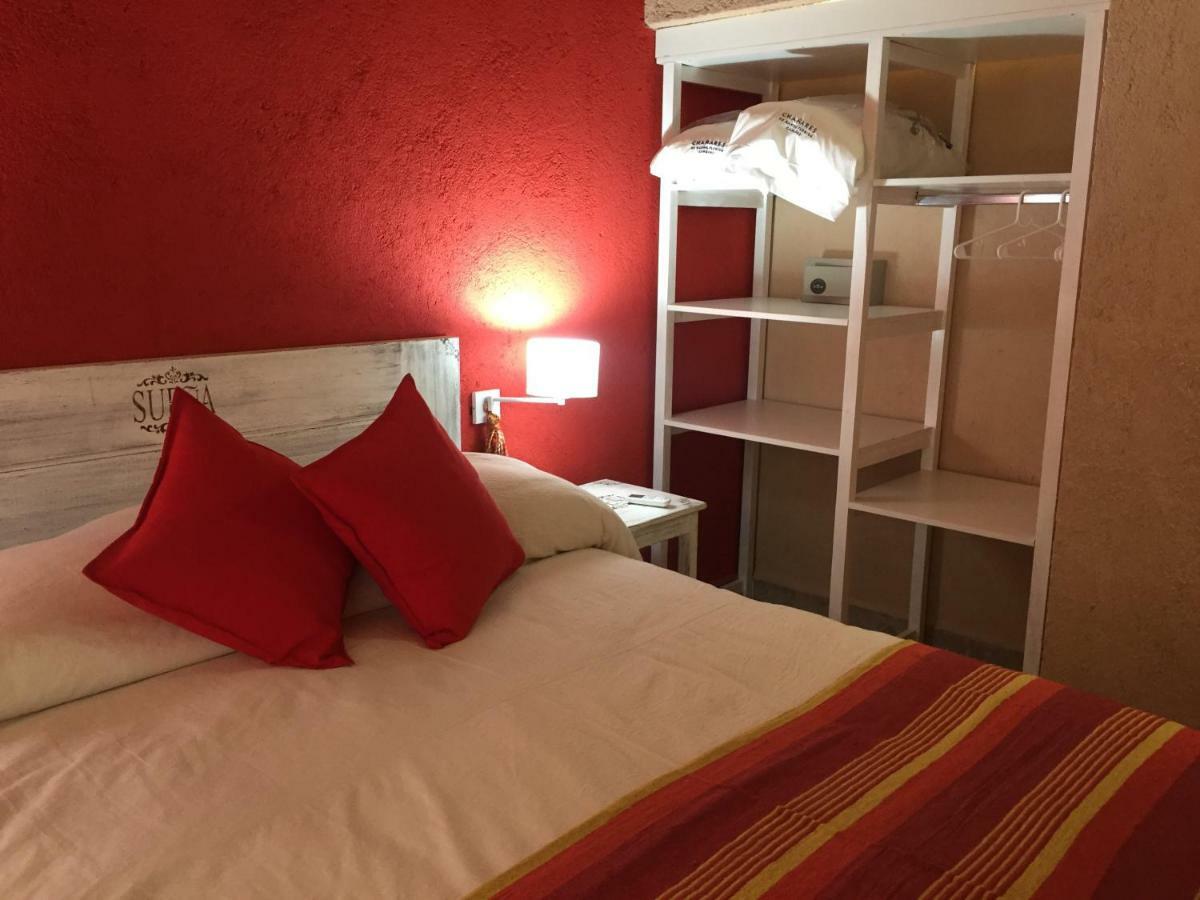 Country house Chanares De - Ama
